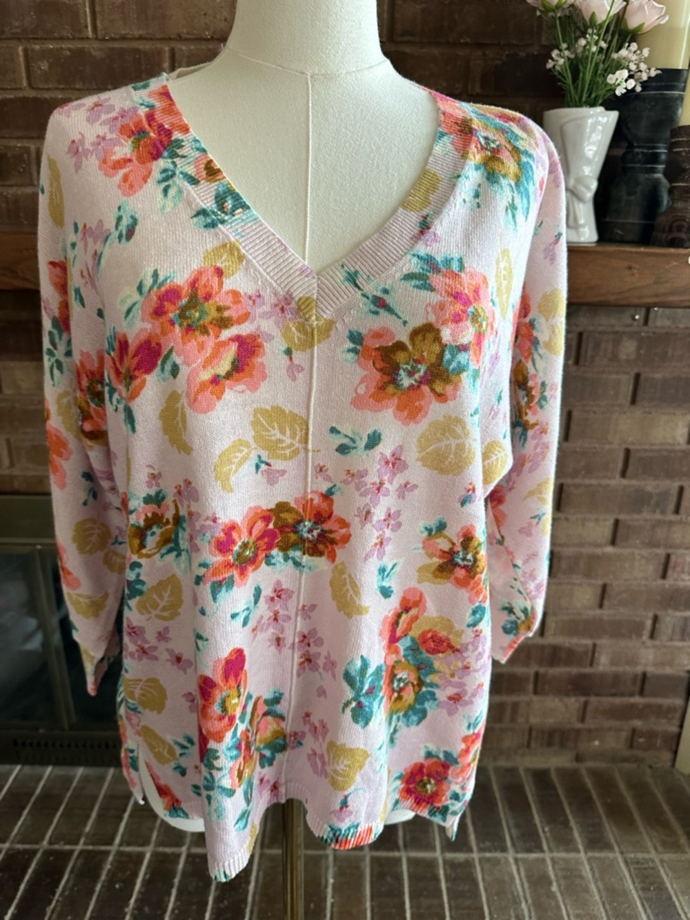Sundance NWT Pink Floral V-Neck 100% Cotton Knit Sweater XS